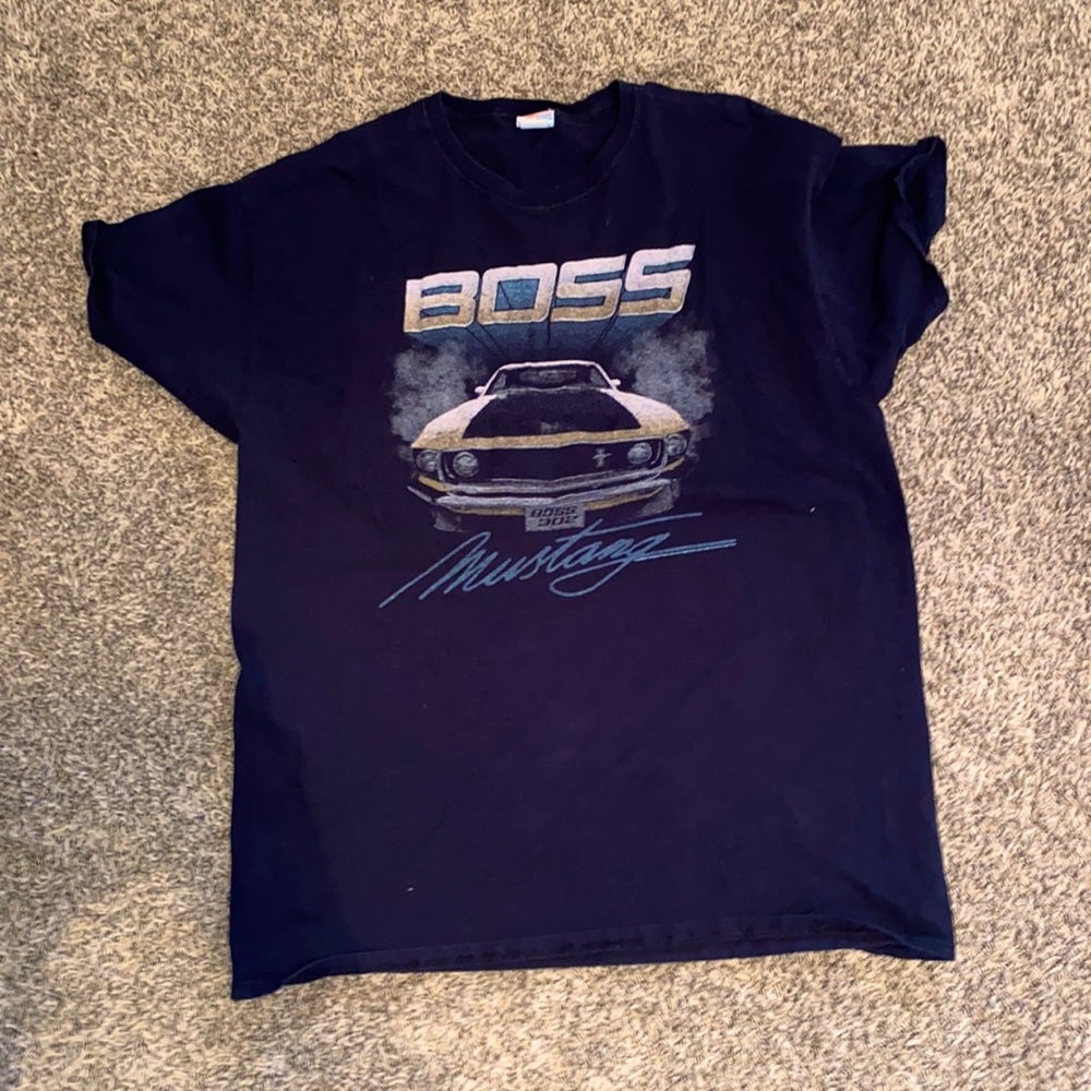 Black large oversized T-shirt with a mustang on it